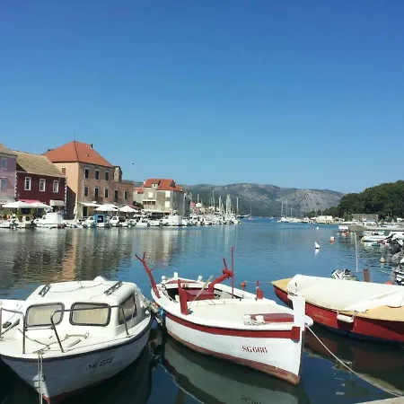 Maslina Tree House Apartmán Stari Grad (Hvar)