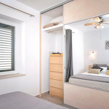 Maslina Tree House Apartmán Stari Grad (Hvar)